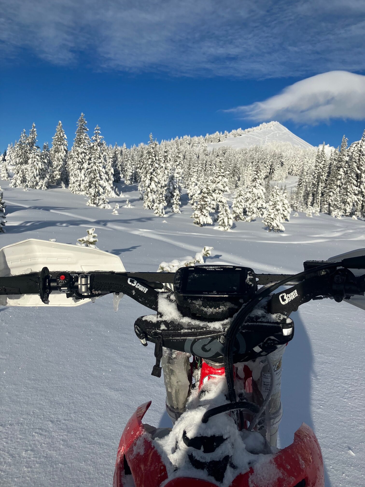 Voyager Pro GPS for snow bike